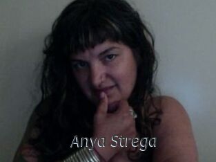 Anya_Strega