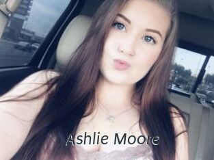Ashlie_Moore