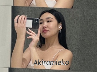 Akiramieko
