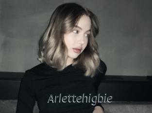 arlettehigbie Ligne Rose