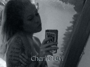 Charlie_Tayl Ligne Rose