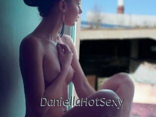 DaniellaHotSexy