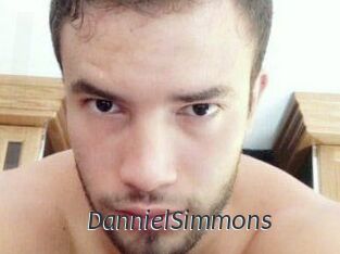 Danniel_Simmons