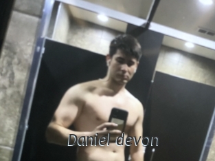 Daniel_devon