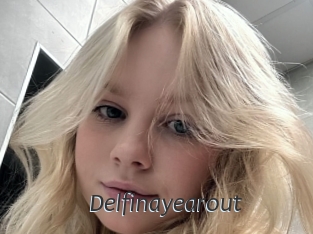 Delfinayearout