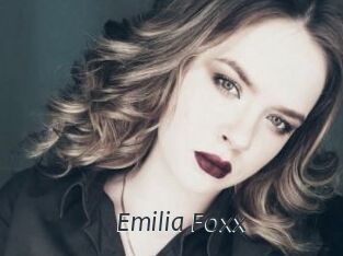 Emilia_Foxx