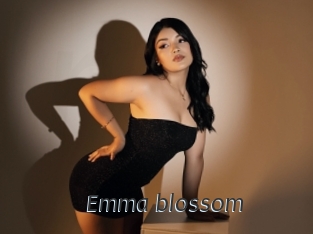 Emma_blossom