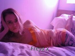 Freya_x
