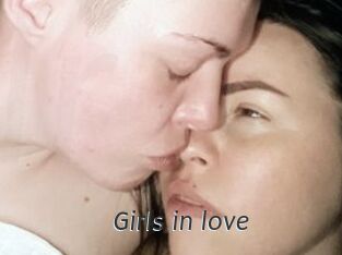 Girls_in_love