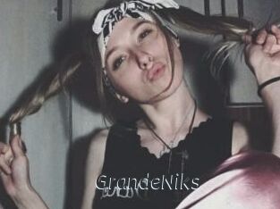 GrandeNiks
