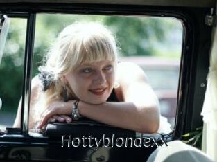 Hottyblondexx