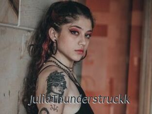 JuliaThunderstruckk