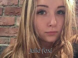 Julia_foxi