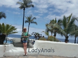 LadyAnais