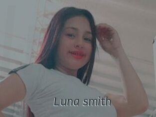 Luna_smith