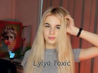 Lylya_Toxic