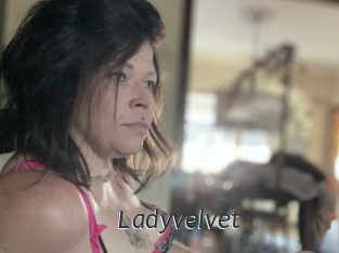 ladyvelvet Ligne Rose