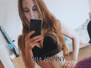 MIA_HUNNY
