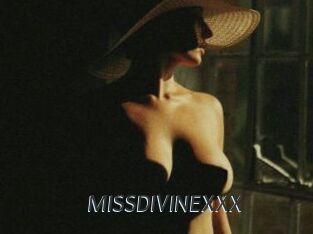 MISSDIVINEXXX