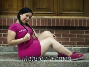 Matureu_Woman