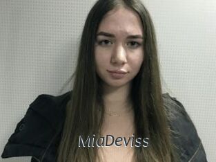 MiaDeviss