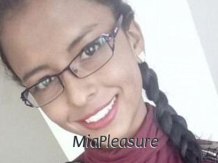 Mia_Pleasure