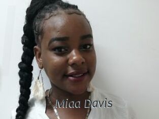 Miaa_Davis