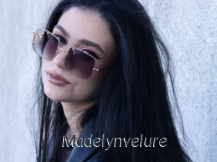madelynvelure Ligne Rose