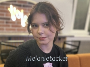 Melanietacker