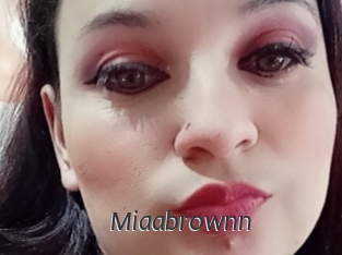 Miaabrownn