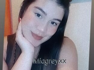 Miagreyxx