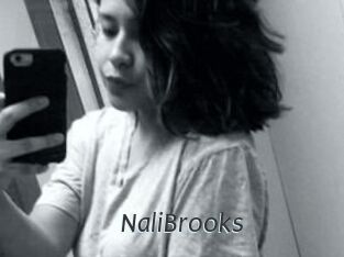 Nali_Brooks
