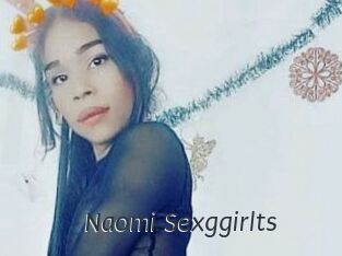 Naomi_Sexggirlts