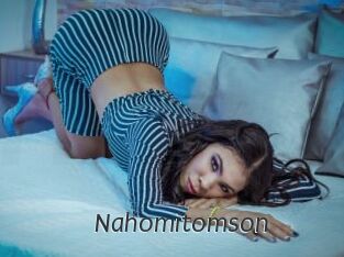 nahomitomson Ligne Rose