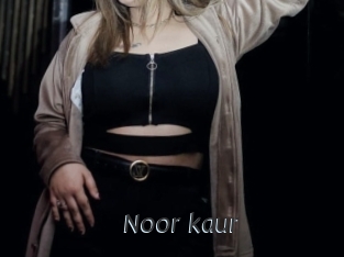 noor_kaur Ligne Rose