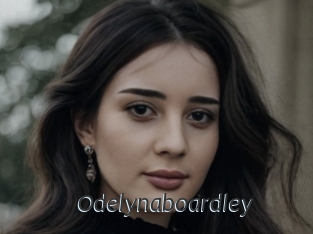 odelynaboardley Ligne Rose