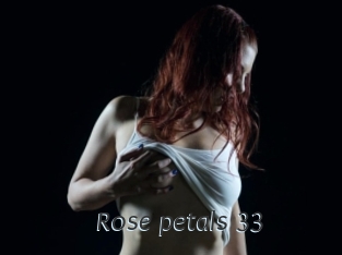 Rose_petals_33