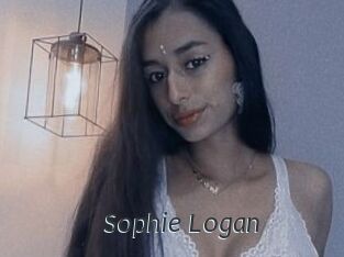 Sophie_Logan