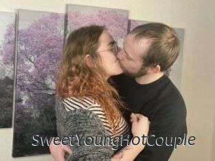 SweetYoungHotCouple