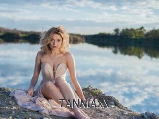 TANNIAxX Ligne Rose