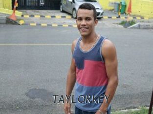 TAYLOR_KEY Ligne Rose