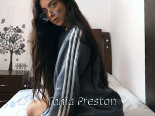 Tania_Preston Ligne Rose
