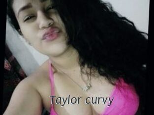 Taylor_curvy