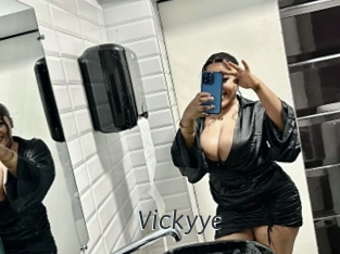 Vickyye